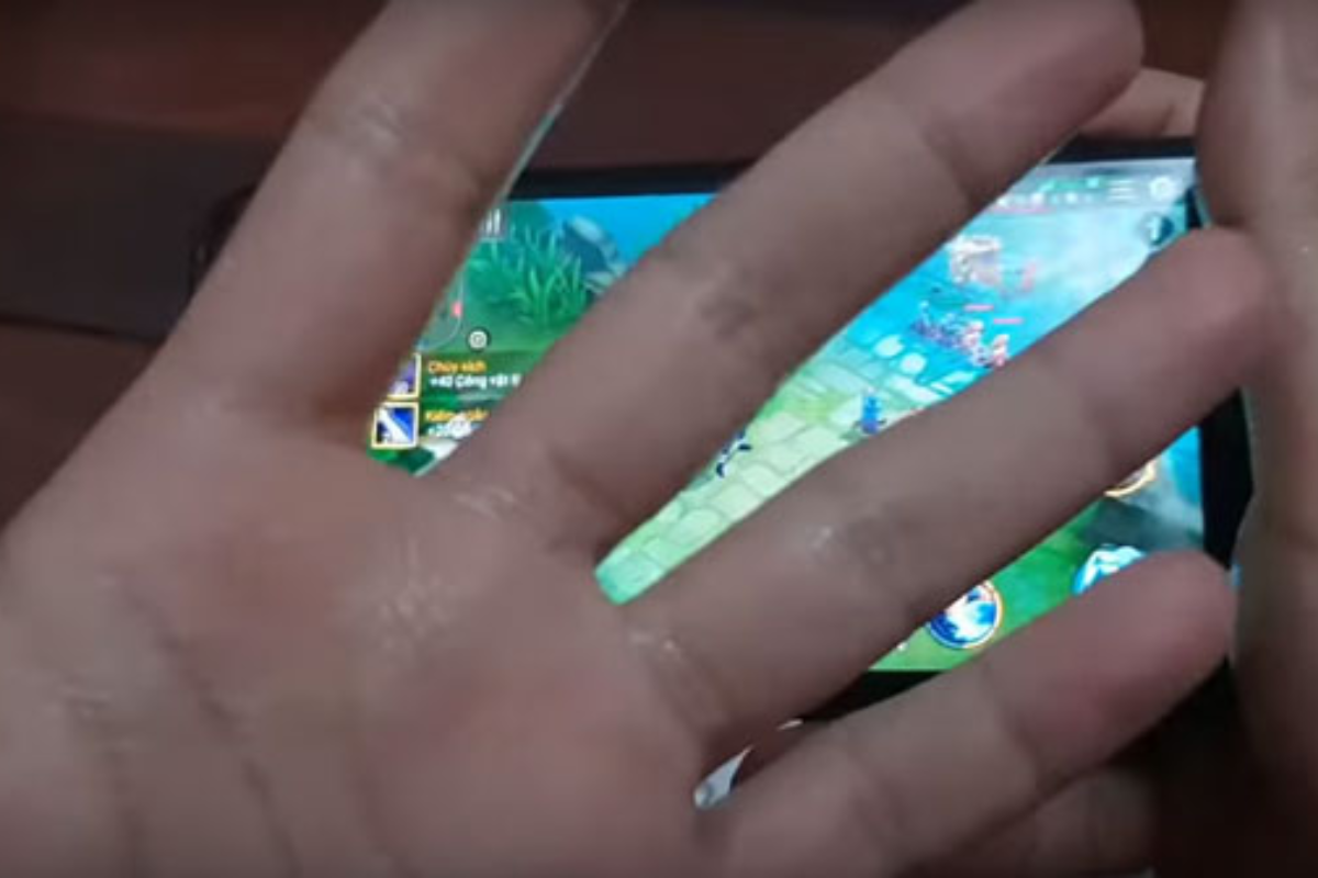 Bụi bẩn và mồ hôi tay - Kẻ thù số 1