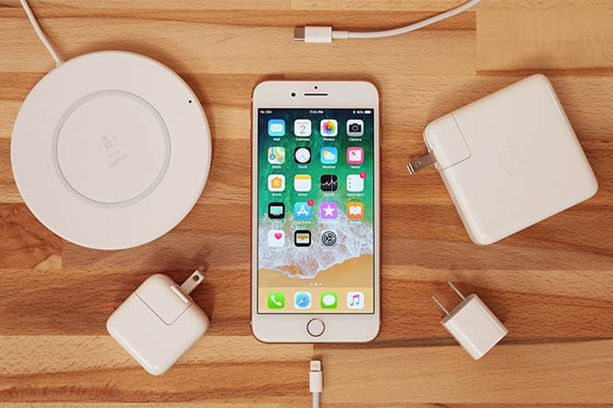 iPhone Loạn Cảm Ứng Khi Cắm Sạc: 5 Cách Khắc Phục & Phân Biệt Lỗi Sạc/Màn - Hình 2