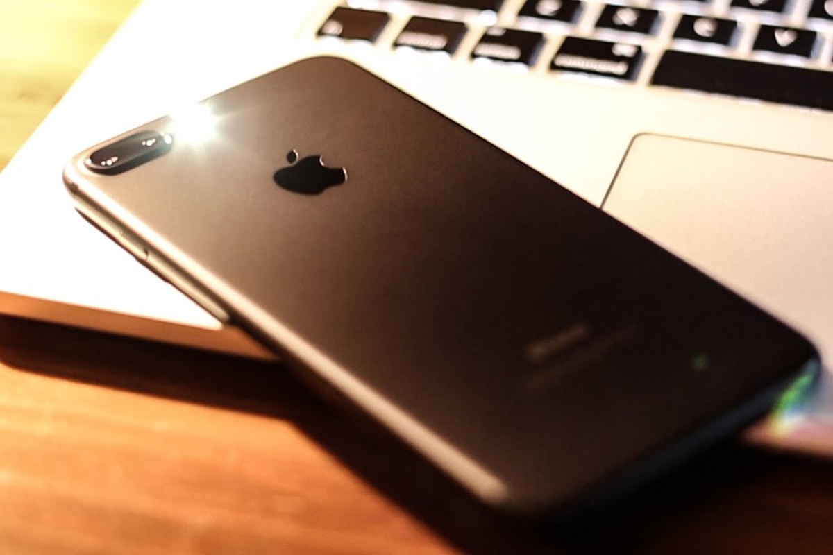 Dấu hiệu nhận biết đèn flash iPhone đang gặp vấn đề Dấu hiệu nhận biết đèn flash iPhone đang gặp vấn đề