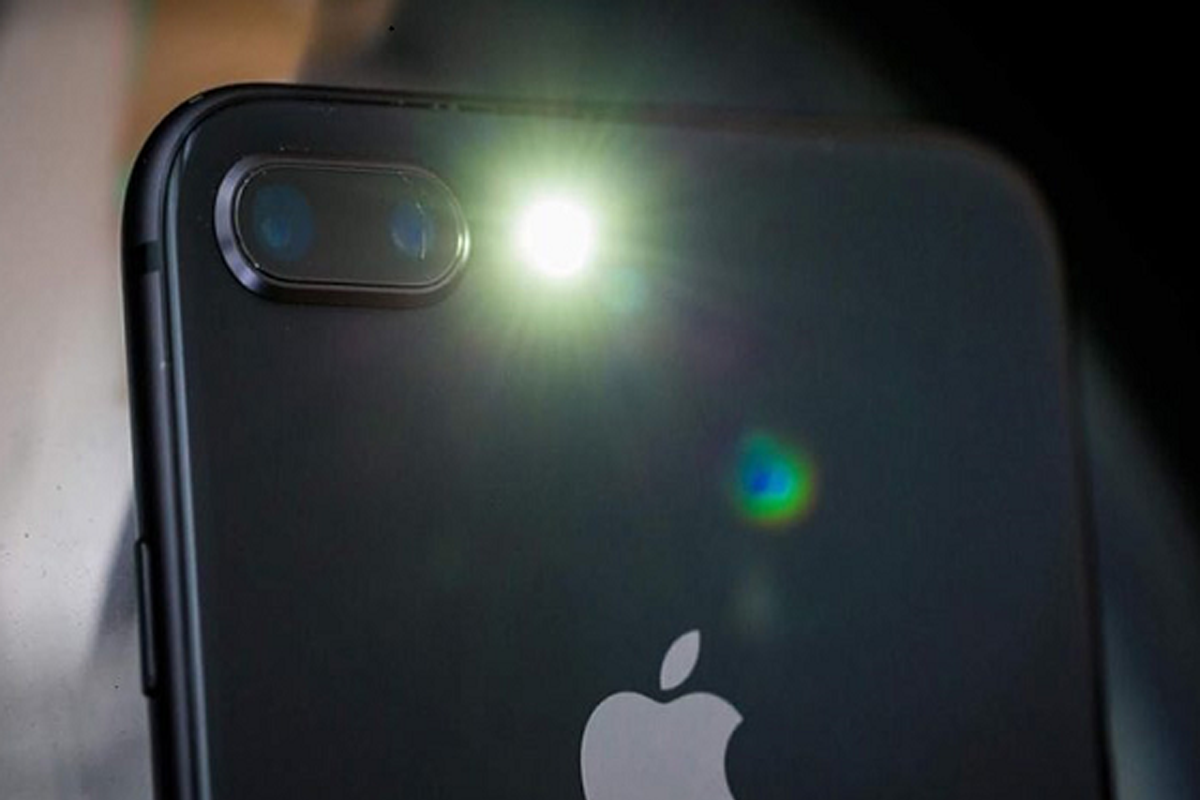 Đèn Flash iPhone Không Sáng? 7 Cách Khắc Phục Triệt Để Tại Nhà
