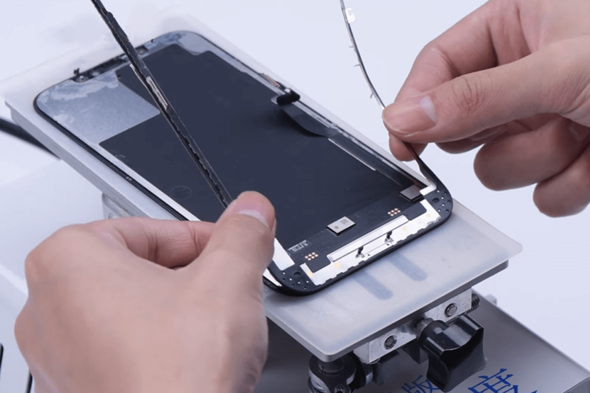 Điện thoại đơ cảm ứng: Ép cảm ứng hay thay màn hình? Cách nhận biết & chi phí - Hình 2 Điện thoại đơ cảm ứng: Ép cảm ứng hay thay màn hình? Cách nhận biết & chi phí - Hình 2