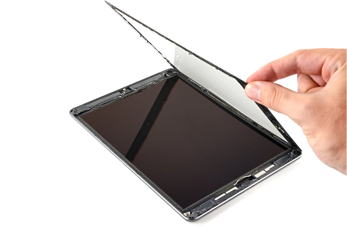 Ép kính hay thay màn hình iPad? Cách nhận biết và mọi rủi ro bạn cần biết - Hình 1
