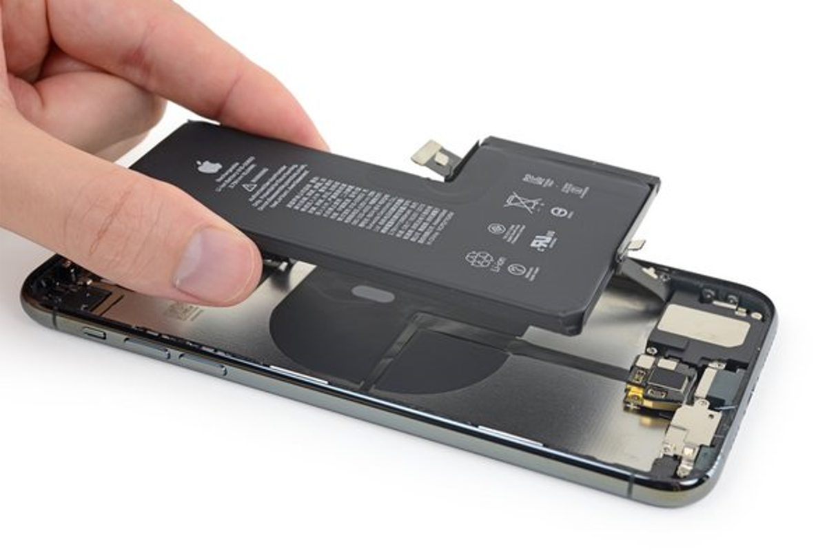 Sạc Điện Thoại Qua Đêm Có Hại Pin Không Mẹo Bảo Vệ Pin Cực Đơn Giản - Hình 4 Sạc Điện Thoại Qua Đêm Có Hại Pin Không Mẹo Bảo Vệ Pin Cực Đơn Giản - Hình 4