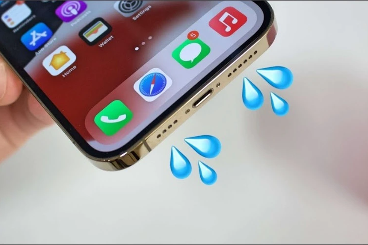 Điện thoại rơi nước vẫn chạy? Đừng mừng vội, hiểm họa ngầm đang chờ! - Hình 3 Điện thoại rơi nước vẫn chạy? Đừng mừng vội, hiểm họa ngầm đang chờ! - Hình 3