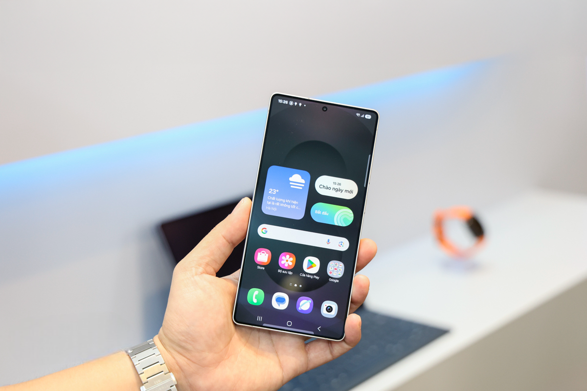 Màn hình chống trộm – "Vũ khí" bảo mật mới