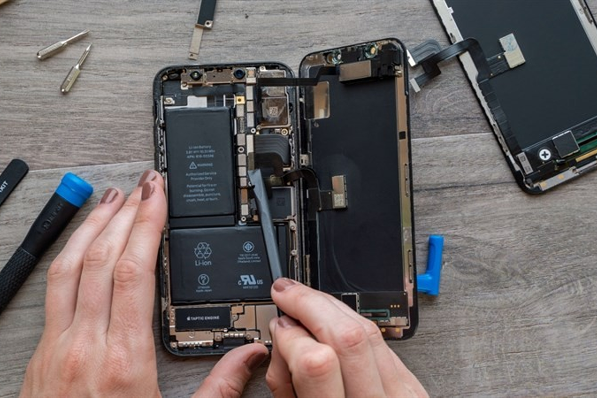 Vỡ Màn Hình iPhone Khi Nào Nên Ép Kính, Khi Nào Phải Thay Mới - Hình 3 Vỡ Màn Hình iPhone Khi Nào Nên Ép Kính, Khi Nào Phải Thay Mới - Hình 3