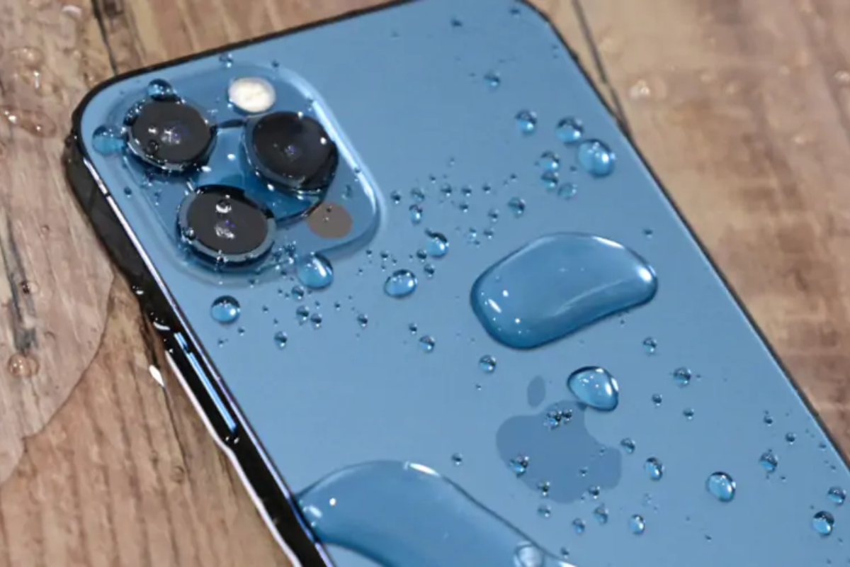 Những sai lầm "chết người" cần bỏ ngay khi iPhone dính nước