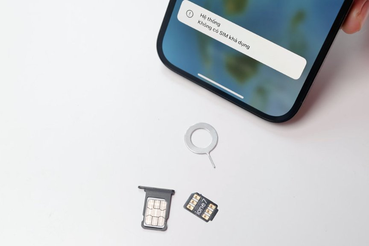 iPhone Lock Là Gì? Có Nên Mua Không? Giải Đáp A-Z Cho Người Mới 2025 - Hình 2 iPhone Lock Là Gì? Có Nên Mua Không? Giải Đáp A-Z Cho Người Mới 2025 - Hình 2