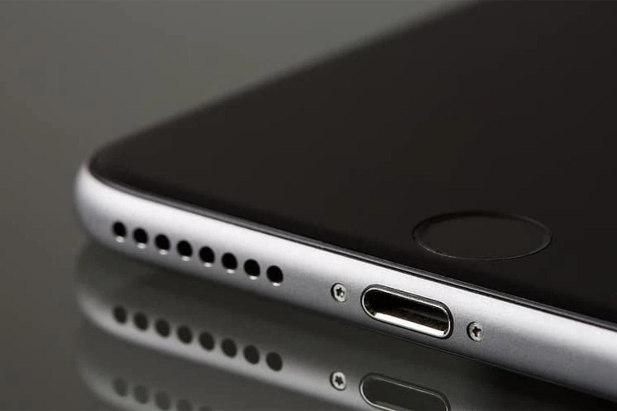 Loa iPhone Lúc To Lúc Nhỏ: 7 Cách Tự Sửa Tại Nhà Thành Công 100% - Hình 1